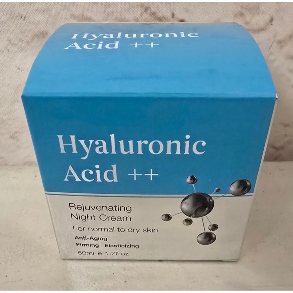 Hyaluronic Acid ++ Rejuvenating Night Cream 50ml Normal To Dry Skin - Picture 2 of 4